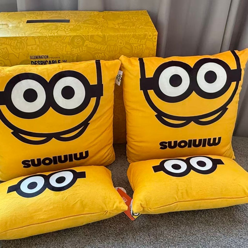 Bộ 2 gối tựa đầu + 2 gối tựa lưng ô tô Minions ( chính hãng ) 5 Bộ 2 gối tựa đầu + 2 gối tựa lưng ô tô Minions ( chính hãng )