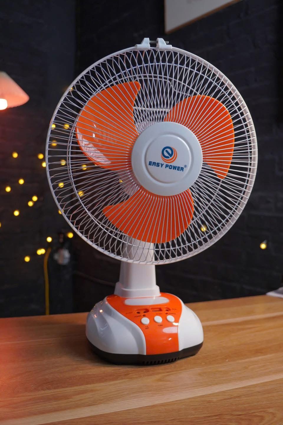 Quạt bàn tích điện, chạy điện 220v EP-2112A 12 inch hãng EASY POWER 2 Quạt bàn tích điện, chạy điện 220v EP-2112A 12 inch hãng EASY POWER