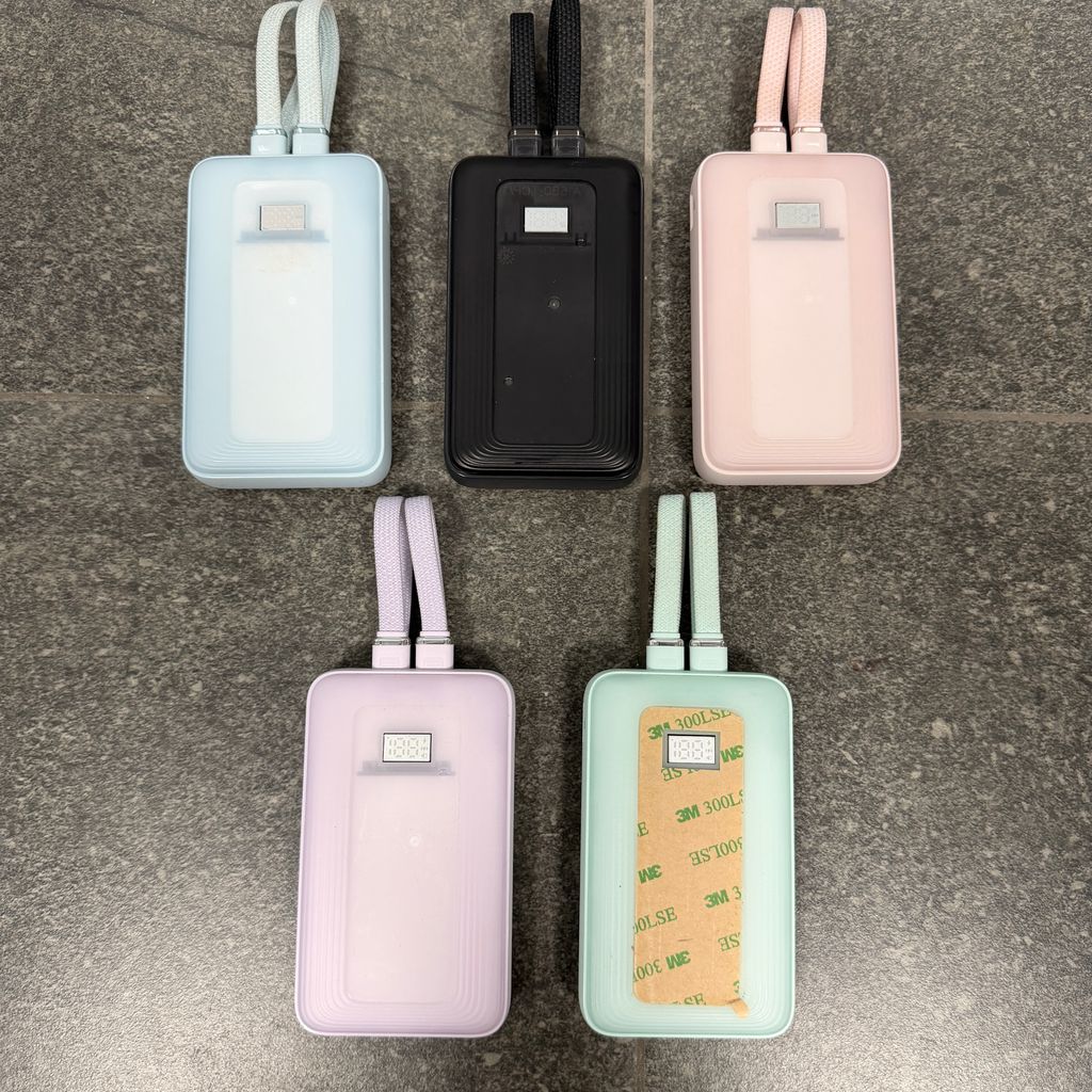 Pin dự phòng 10.000mAh hợp 2 cáp 1L 1C sạc nhanh 30w tích - ko hộp, chưa in logo ( nhà máy Anker ) 10 Pin dự phòng 10.000mAh hợp 2 cáp 1L 1C sạc nhanh 30w tích - ko hộp, chưa in logo ( nhà máy Anker )