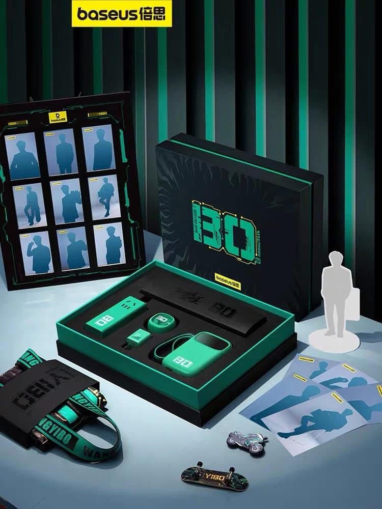 Bộ quà tặng Baseus Limited Edition gồm Pin dự phòng + sạc 30W + tai nghe + ổ điện 2 Bộ quà tặng Baseus Limited Edition gồm Pin dự phòng + sạc 30W + tai nghe + ổ điện