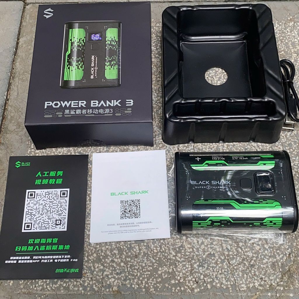 Sạc Dự Phòng Gaming Black Shark 10000mAh 22.5W - Sạc nhanh, phong cách 2 Sạc Dự Phòng Gaming Black Shark 10000mAh 22.5W - Sạc nhanh, phong cách