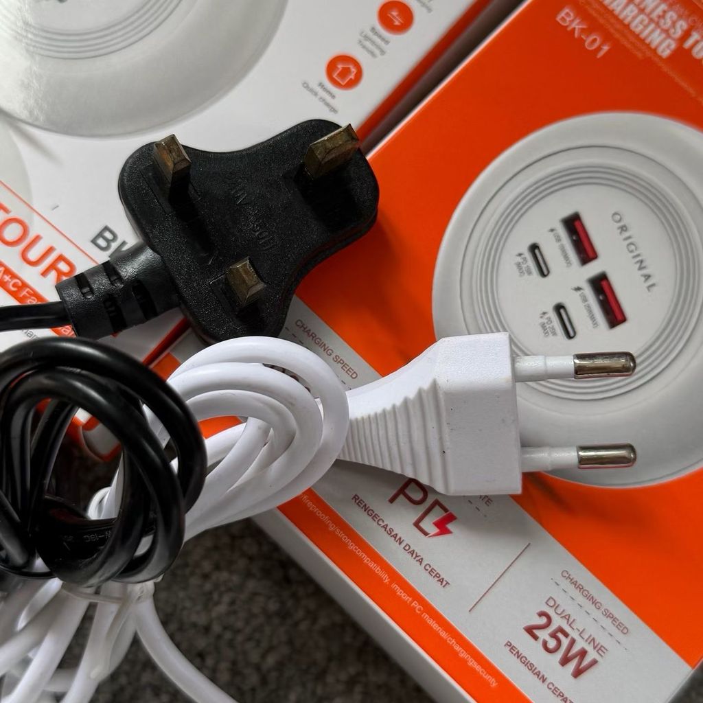 Ổ cắm sạc đa năng 4 cổng 2A + 2C CUKY / Original - giao random chân cắm, màu, logo 6 Ổ cắm sạc đa năng 4 cổng 2A + 2C CUKY / Original - giao random chân cắm, màu, logo