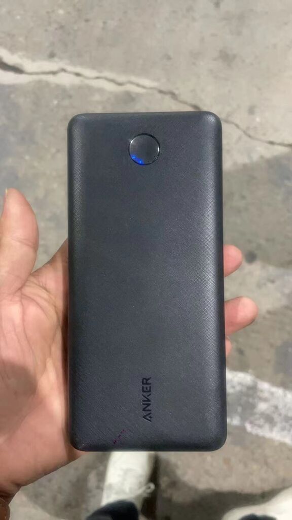 Pin dự phòng 20.000mAh Anker A1281 ( new,hộp xấu ) 3 Pin dự phòng 20.000mAh Anker A1281 ( new,hộp xấu )