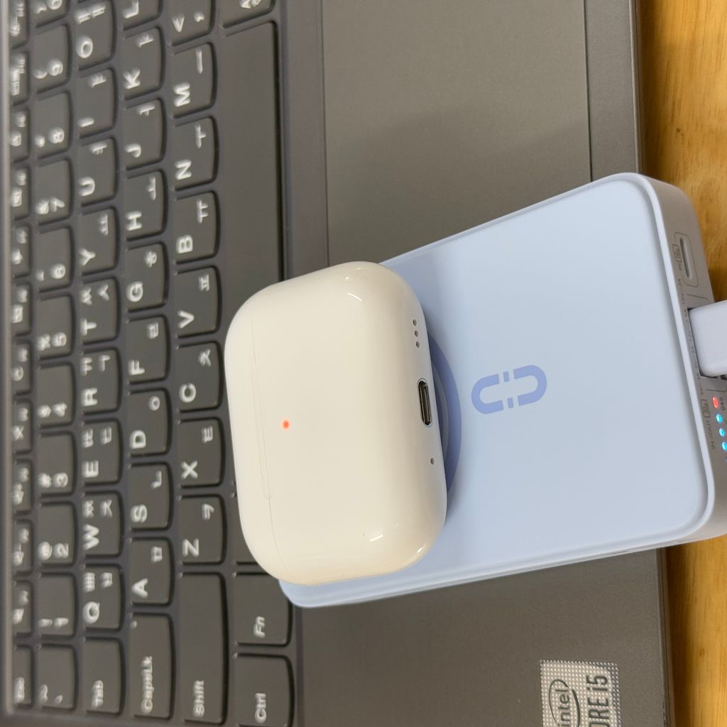Sạc Dự Phòng MagSafe ROMOSS 10.000mAh 30W - Sạc đồng hồ + airpod, kèm dây C-L (NoBox - Màu Xanh) 8 Sạc Dự Phòng MagSafe ROMOSS 10.000mAh 30W - Sạc đồng hồ + airpod, kèm dây C-L (NoBox - Màu Xanh)