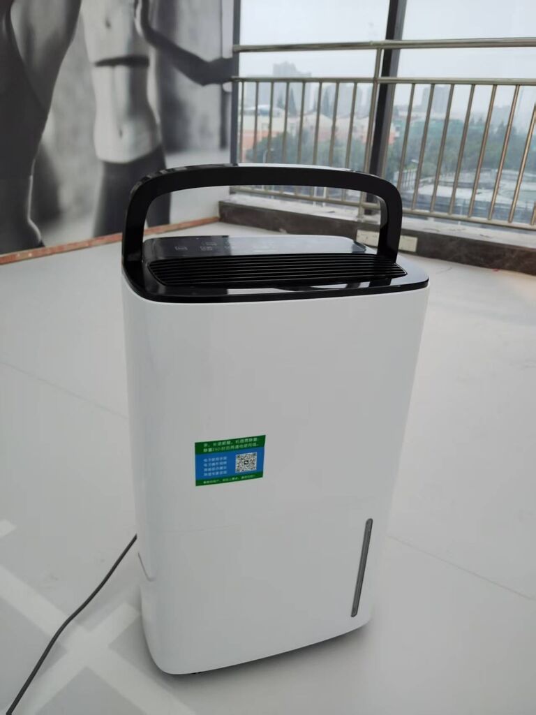 Máy Hút Ẩm 60 Lít Shinco CF60BD/Z1P – Kết Nối App Tuya, có sấy quần áo 3 Máy Hút Ẩm 60 Lít Shinco CF60BD/Z1P – Kết Nối App Tuya, có sấy quần áo