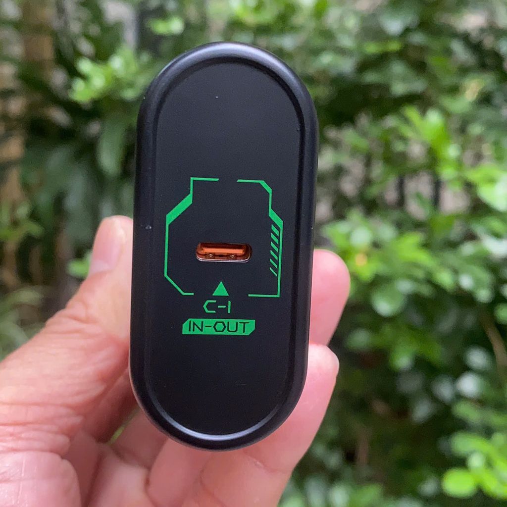Sạc Dự Phòng Gaming Black Shark 10000mAh 22.5W - Sạc nhanh, phong cách 8 Sạc Dự Phòng Gaming Black Shark 10000mAh 22.5W - Sạc nhanh, phong cách