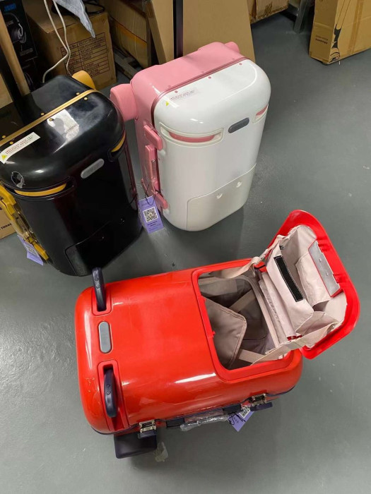Vali điện trẻ em hãng HUHU-ETC - ngồi lên lái đi như oto điện được (ko kèm pin) 3 Vali điện trẻ em hãng HUHU-ETC - ngồi lên lái đi như oto điện được (ko kèm pin)