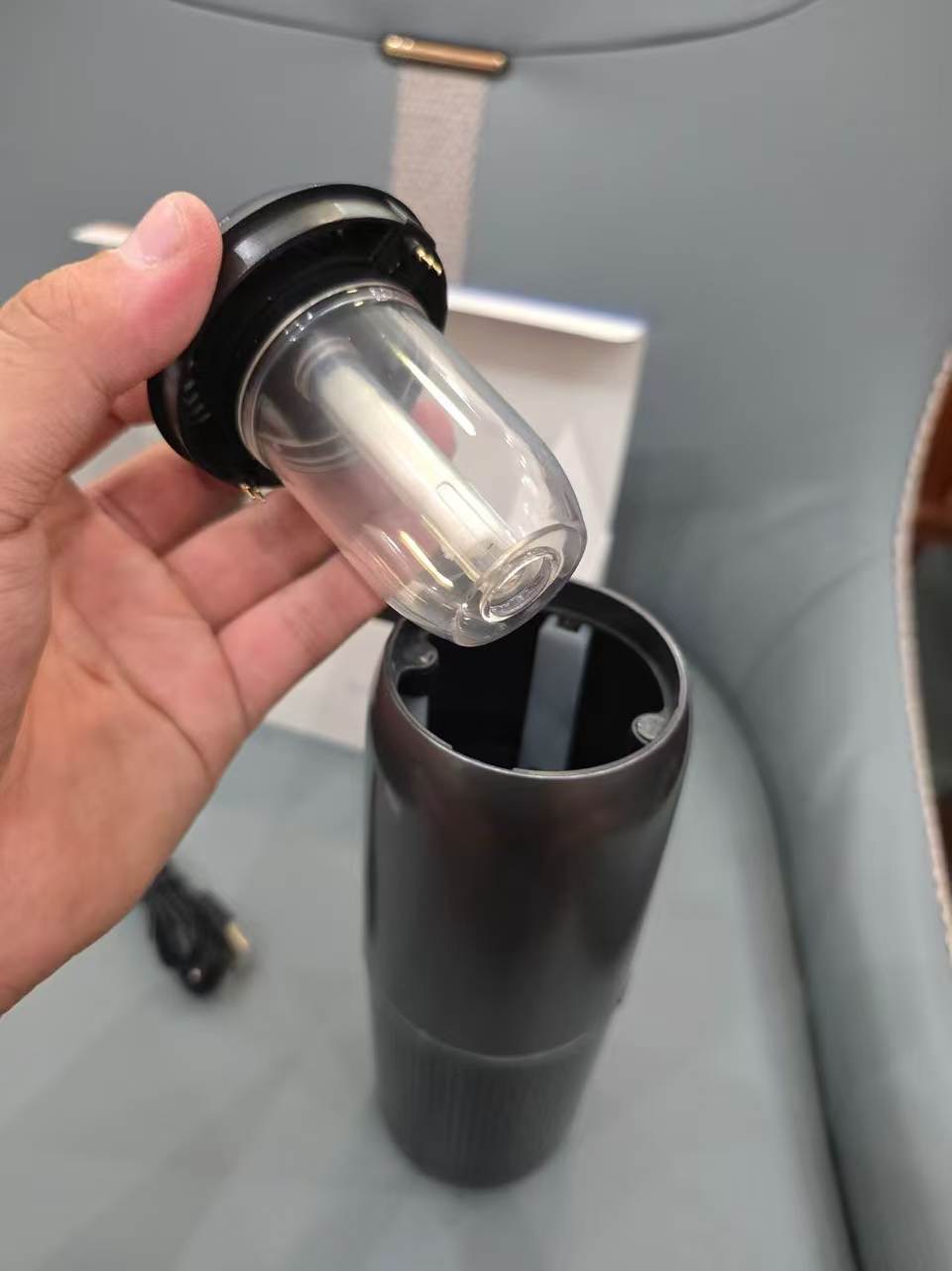 Máy Lọc Không Khí Khử Mùi Ô Tô DGQ Tích Hợp Khuếch Tán Tinh Dầu Tạo Ẩm Nano 4 Máy Lọc Không Khí Khử Mùi Ô Tô DGQ Tích Hợp Khuếch Tán Tinh Dầu Tạo Ẩm Nano